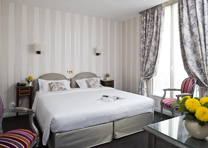 Hôtel Saint-Pétersbourg Opéra&Spa París